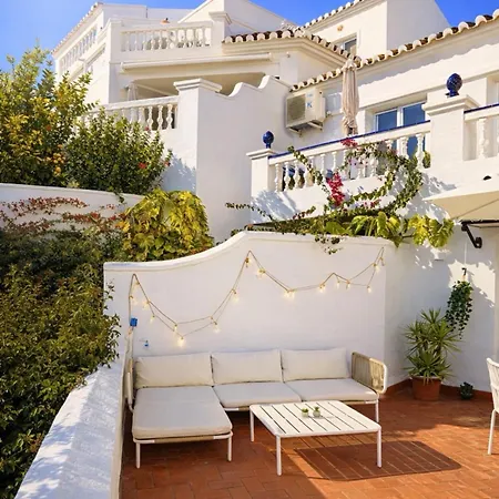 Sunny Flat With Pools & Terrace In Oasis Of * נרחה