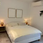 Sunny Flat With Pools & Terrace In Oasis Of ネルハ