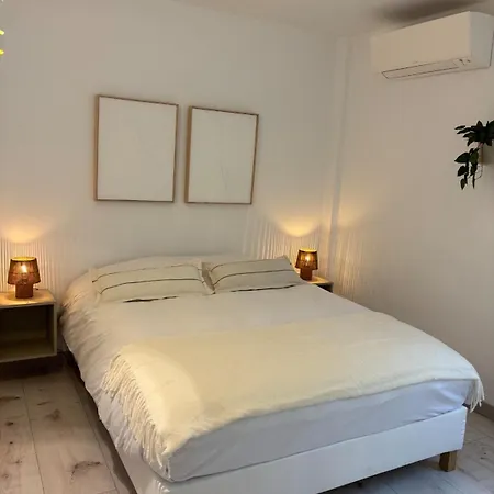 Sunny Flat With Pools & Terrace In Oasis Of Nerja