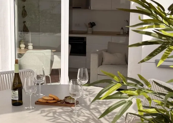 Sunny Flat With Pools & Terrace In Oasis Of