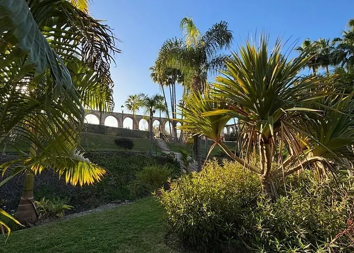 Appartement Sunny Flat With Pools & Terrace In Oasis Of Nerja