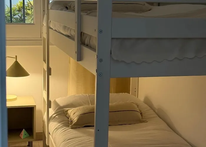 Sunny Flat With Pools & Terrace In Oasis Of