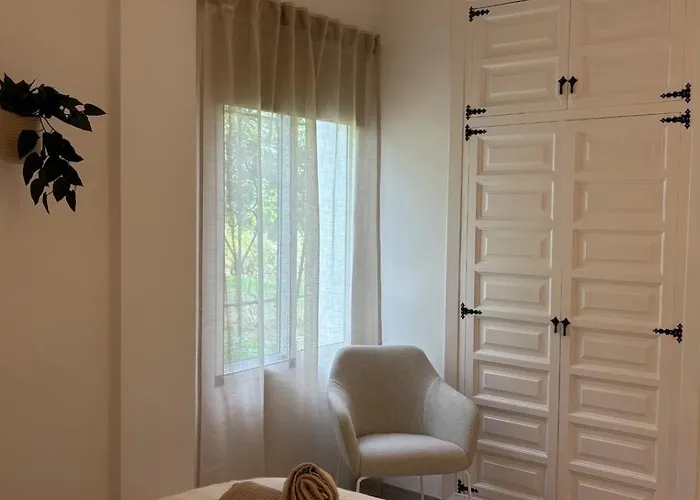 Sunny Flat With Pools & Terrace In Oasis Of Appartement Nerja