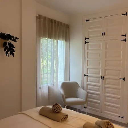 Sunny Flat With Pools & Terrace In Oasis Of Lejlighed Nerja